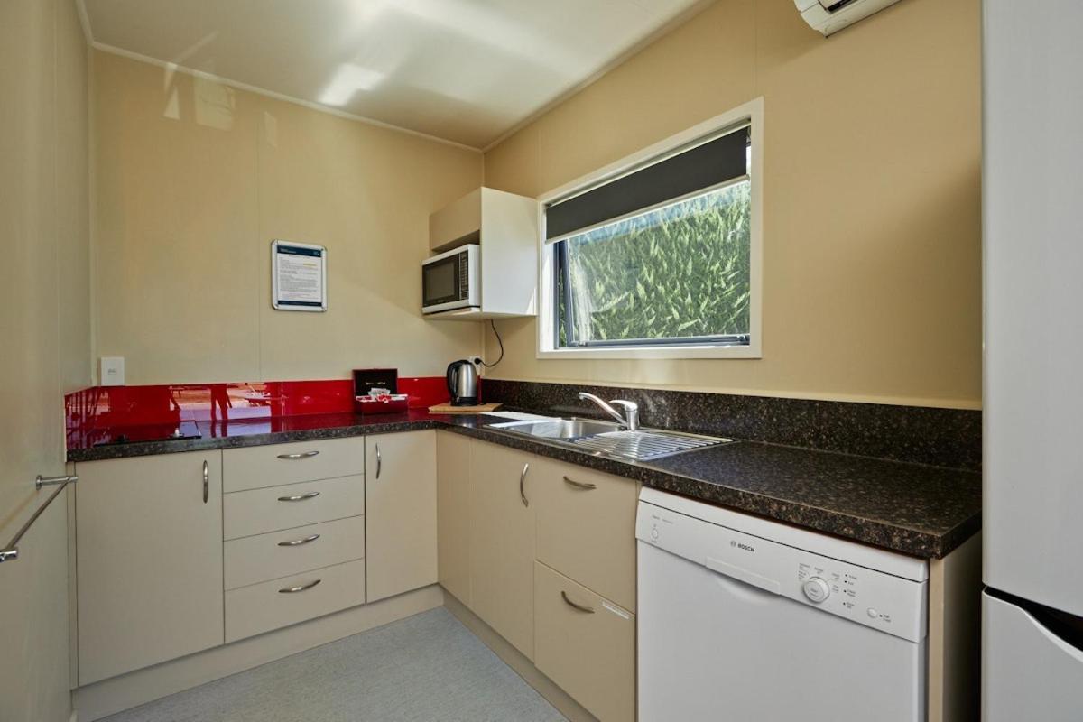 Kaikoura Top 10 Holiday Park Екстериор снимка